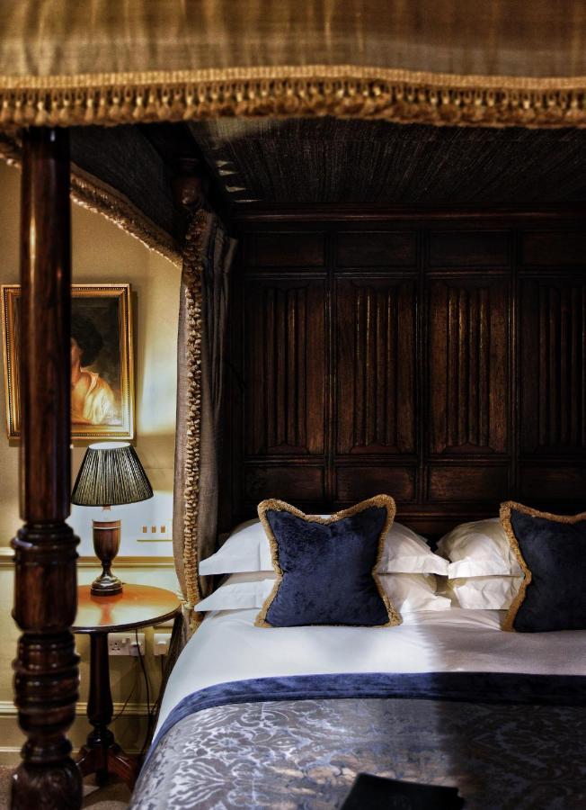 Batty Langley'S Hotell London Eksteriør bilde The paneling in the bedroom