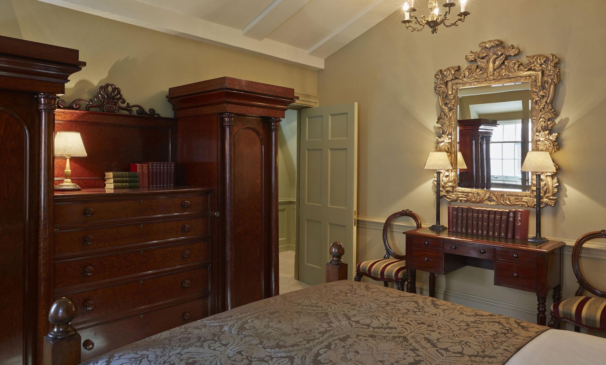 Batty Langley'S Hotell London Eksteriør bilde The bedroom of the main house