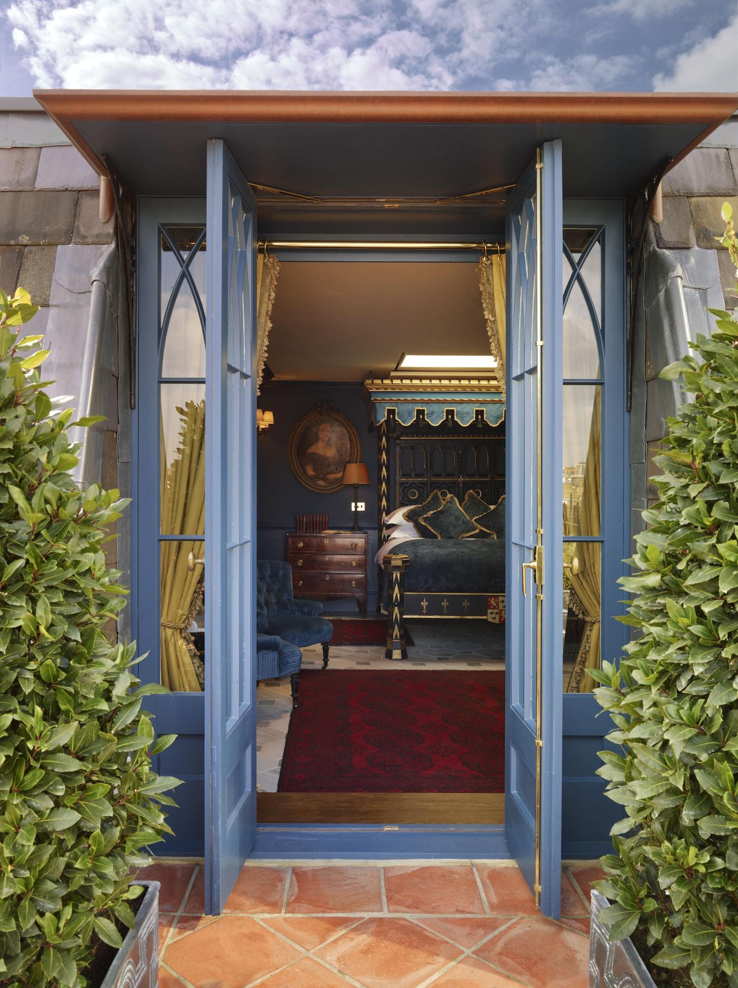 Batty Langley'S Hotell London Eksteriør bilde Entrance to the hotel